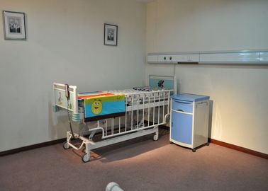 โรงพยาบาลไฟฟ้ามัลติฟังก์ชั่โรงพยาบาลกุมารเวชกับเตียงสี่มอเตอร์