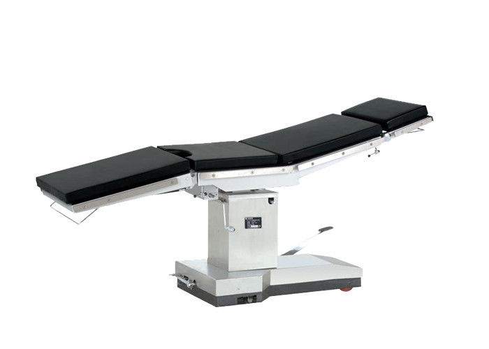 โต๊ะผ่าตัดแบบไฮโดรลิคที่มีการถ่ายภาพรังสีเอกซ์สำหรับโรงพยาบาล