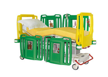 เตียงโรงพยาบาล Eelectric PICU พร้อมรางนิรภัยด้านข้างสำหรับเด็ก